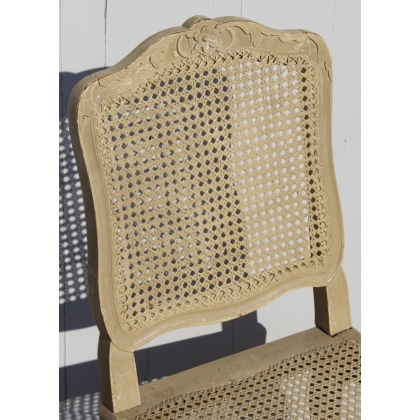 Chaise Louis XV cannée et laquée