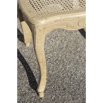 Chaise Louis XV cannée et laquée