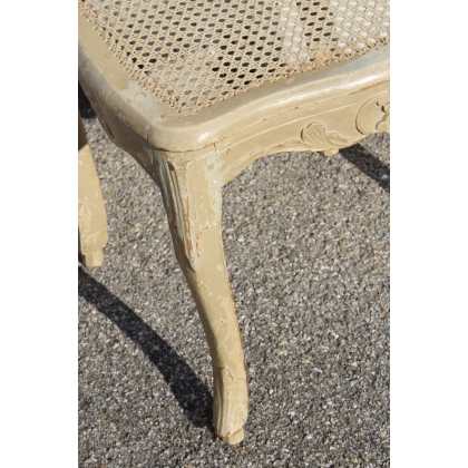 Chaise Louis XV cannée et laquée