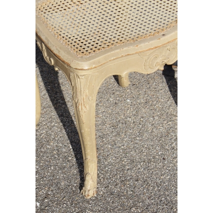 Chaise Louis XV cannée et laquée