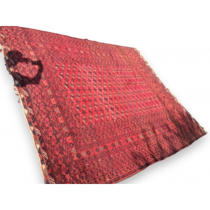 Bukhara carpet with a red background