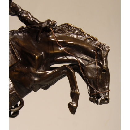 Bronze \"The Bronco Buster\" de REMINGTON