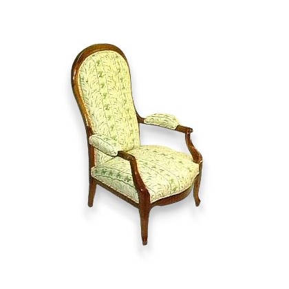 Voltaire chair, F482 fabric.