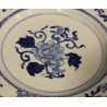 Plat en porcelaine bleu blanc décor fleur