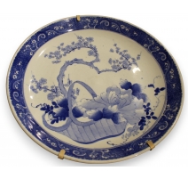 Grand plat en porcelaine bleu-blanc