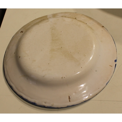 Plat en faïence \"Fleurs bleues\"