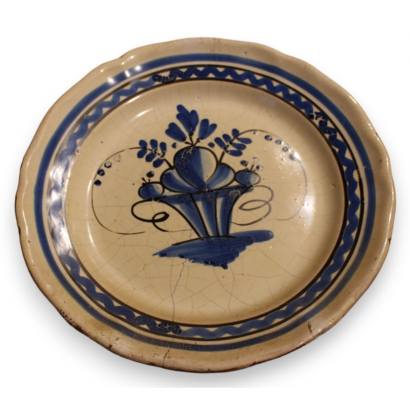 Assiette en faïence \"Bouquet de Fleurs\"