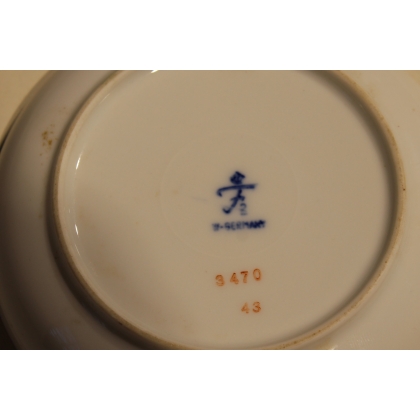 Sous-tasse en porcelaine de Furstenberg