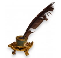Encrier en porcelaine avec monture en bronze
