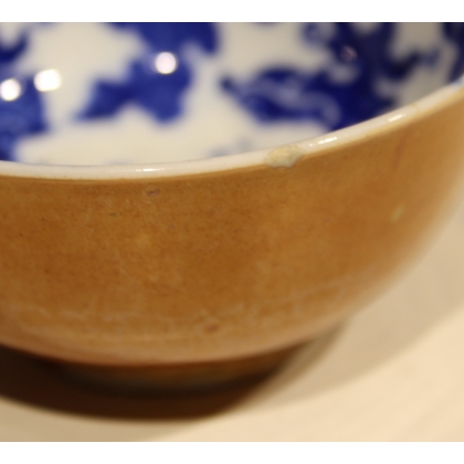 Chinese porcelain bowl, as found, at  Moinat SA  - Antiques and home décor