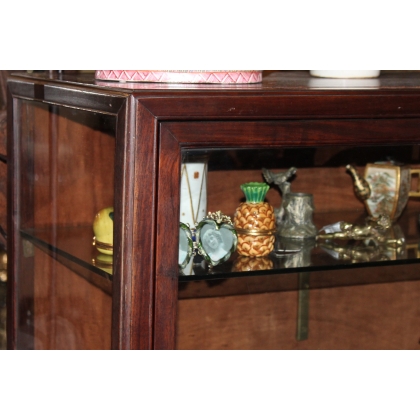 Vitrine chinoise à une porte