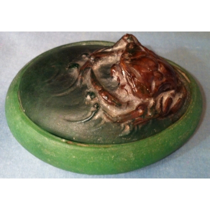 Green sweet jar. at  Moinat SA  - Antiques and home décor