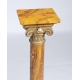 Colonne en marbre jaune plateau en bois faux marbre