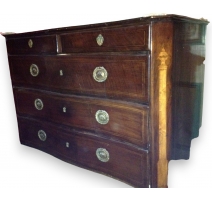 Commode avec 5 tiroirs.