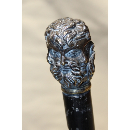 Rare canne flûte avec pommeau aux 6 visages