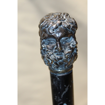 Rare canne flûte avec pommeau aux 6 visages