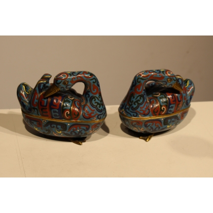 Couple de canards en bronze cloisonné