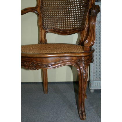Pair of Louis XV armchairs. From  Moinat SA  - Antiques and interior design