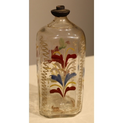 "Flüeli" glass bottle with a rabbit design