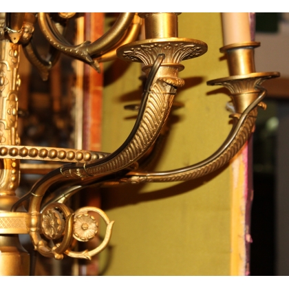 Paire de torchères en bois sculpté et bronze