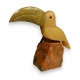 Toucan en calcite jaune et socle orange