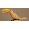 Toucan en quartz rose et socle améthyste