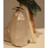 Perroquet en pierre multicolore et socle blanc