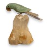 Perroquet en calcite verte et socle blanc