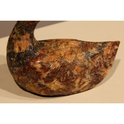 Canard en calcite brune