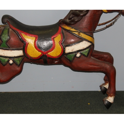 Cheval de manège brun