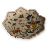 Assiette festonnée en faïence de Rouen décor fleur