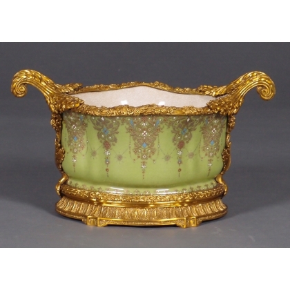 Coupe ovale en porcelaine verte