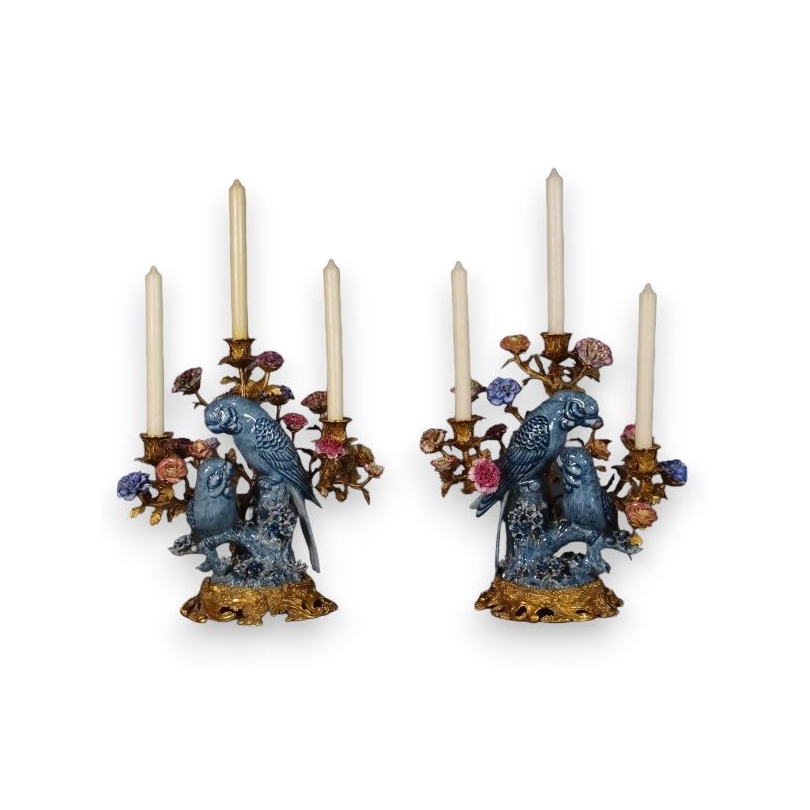 Paire de bougeoirs \"Couple de perroquets bleus\"
