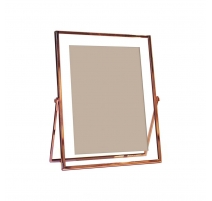 Photo frame easel in pink gold