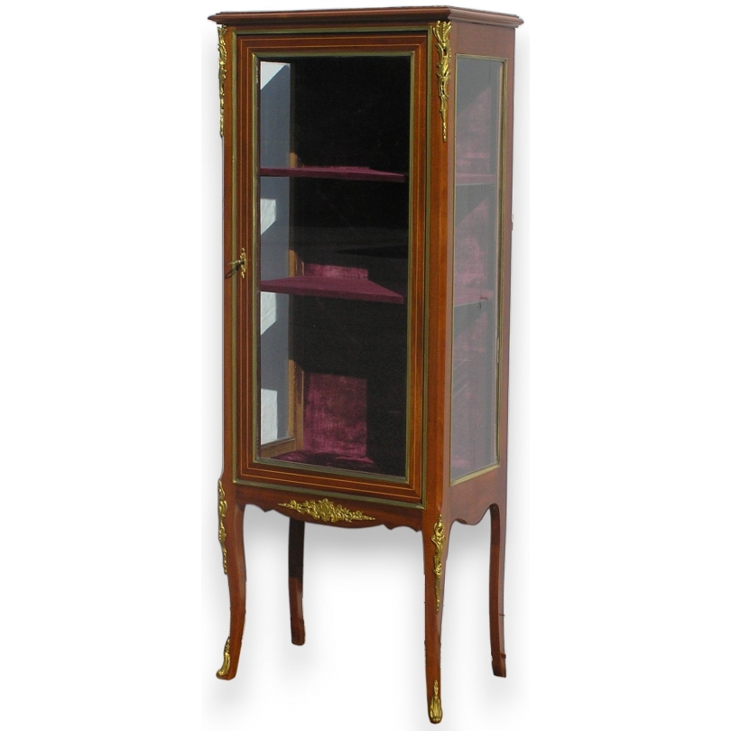  Vitrine Louis XV, KRIEGER. sur  Moinat SA  - Antiquités décoration