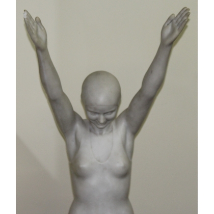 Statue en marbre blanc Nageuse