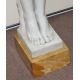 Statue en marbre blanc Nageuse