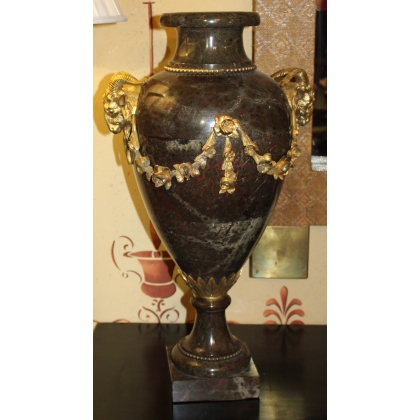 A pair of Louis XVI marble vases decorated with bronze