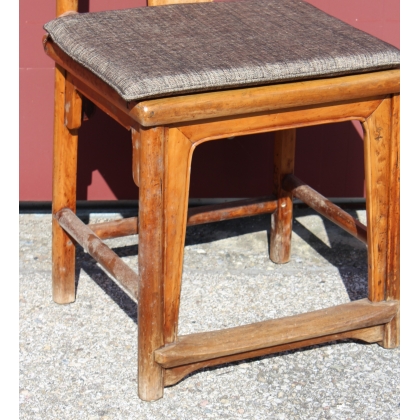 Suite de deux fauteuils et six chaises chinoises