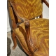 Fauteuil style Louis XV en noyer