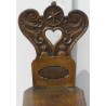 Louis XIII-style scabelle chair. From Moinat SA – Antiques and home décor