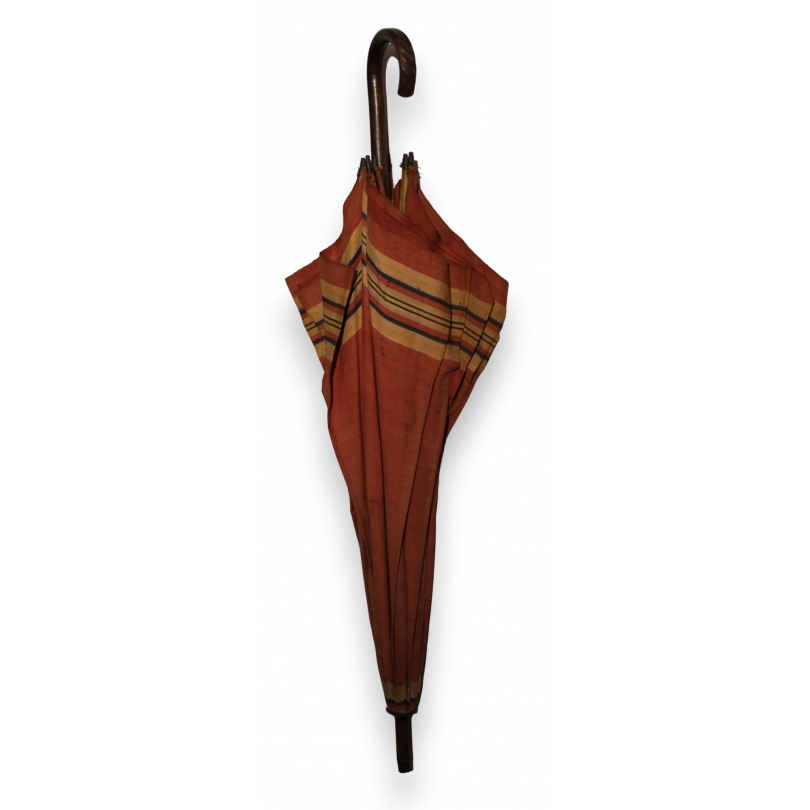 Parapluie rouge armature en bambou