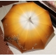 Ombrelle en soie orange avec fleurs brodées