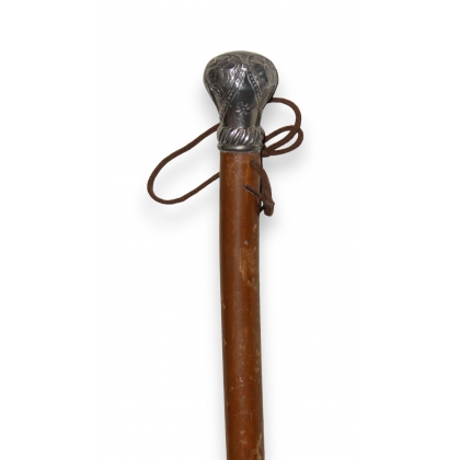 Walking stick with a silver-plated pewter knob