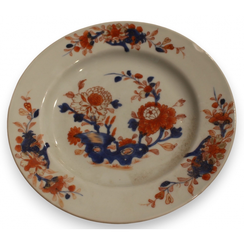 Assiette en porcelaine décor fleurs