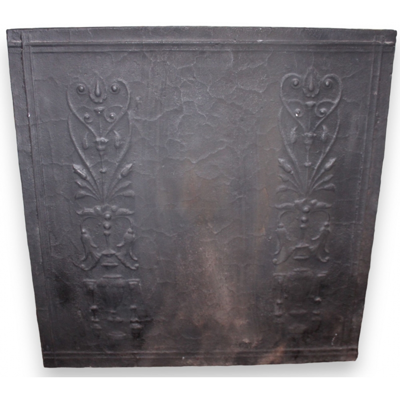 Plaque de cheminée "Vases de fleurs"