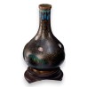 Vase cloisonné décor de fleurs sur fond noir