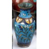 Vase cloisonné décor de fleurs sur fond bleu