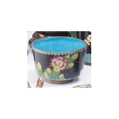 Paire de coupes cloisonnées décor de fleurs