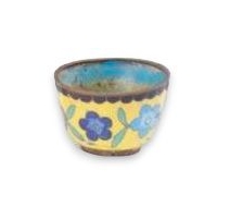 Coupe cloisonnées décor de fleurs, fond jaune